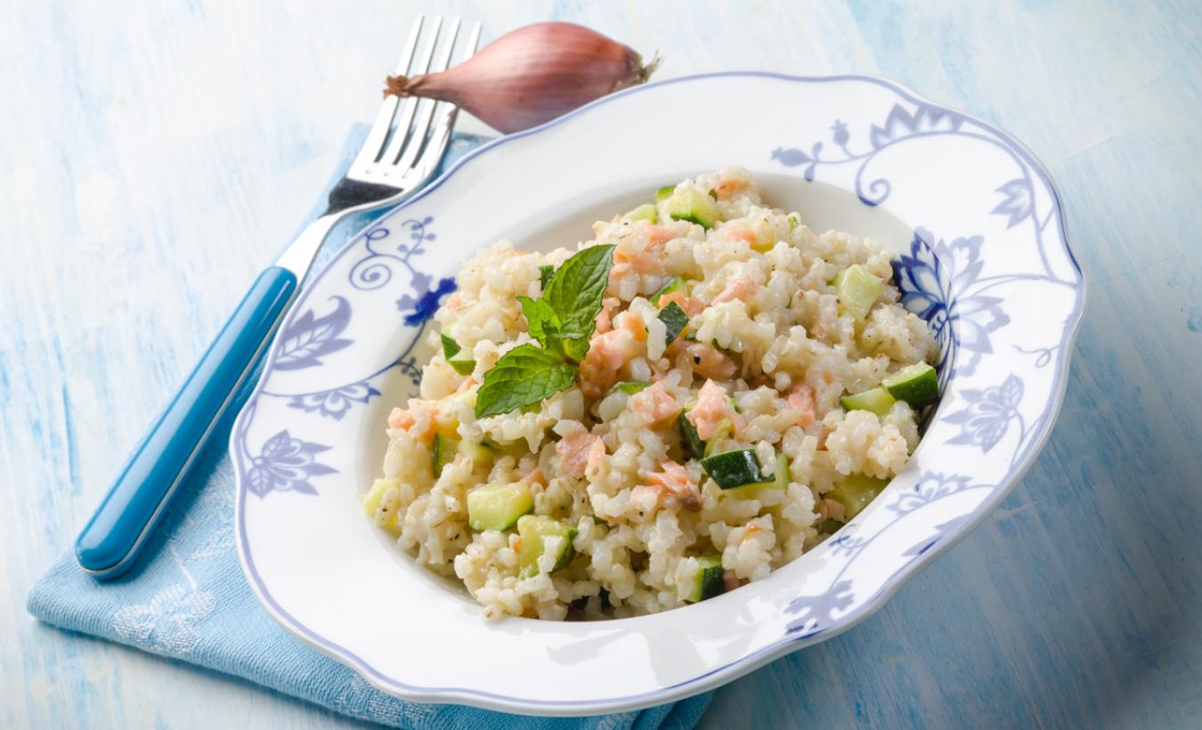 salmon risotto with green vegetables_1440x770.jpg